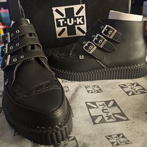 T.U.K. Buckle Point Creepers